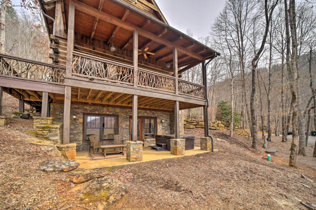 Luxury Cabin Rental In Franklin With Private Hot Tub Екстериор снимка