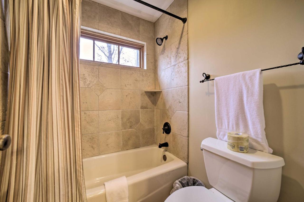 Luxury Cabin Rental In Franklin With Private Hot Tub Екстериор снимка