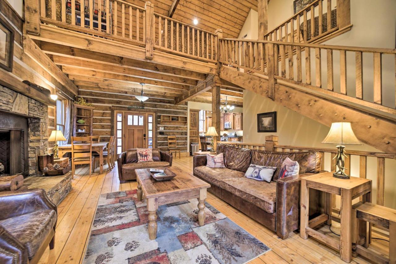 Luxury Cabin Rental In Franklin With Private Hot Tub Екстериор снимка