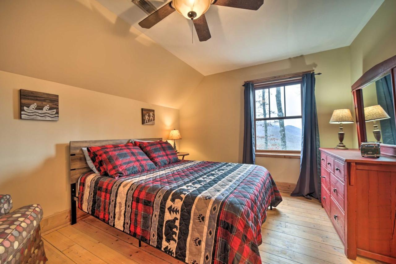 Luxury Cabin Rental In Franklin With Private Hot Tub Екстериор снимка