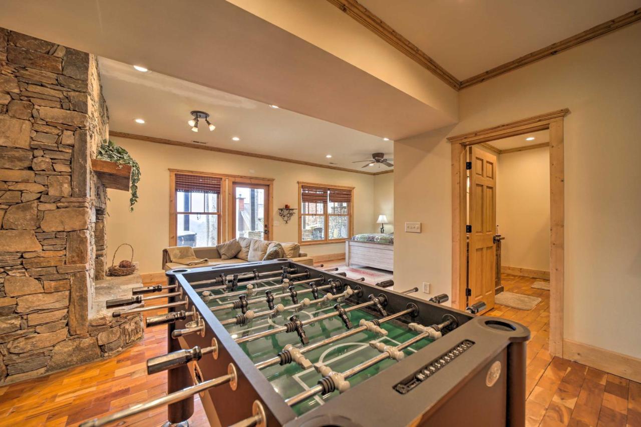 Luxury Cabin Rental In Franklin With Private Hot Tub Екстериор снимка